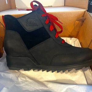 Sorel Wedge Booties, Leather, Weatherproof, Never Worn